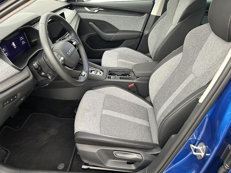 Škoda Octavia 1.5 TSI Top selection - fotka 7 z 26