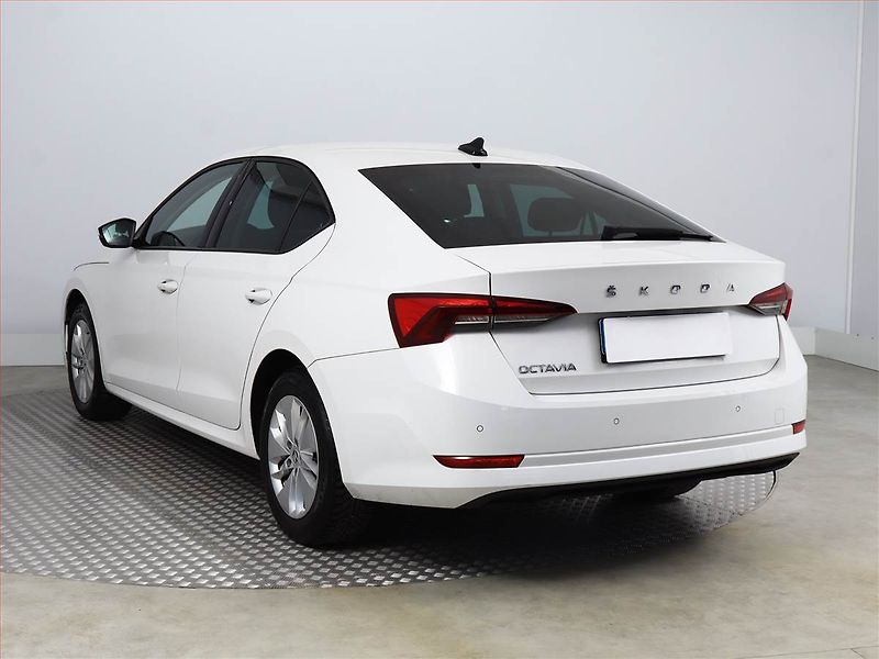 Škoda Octavia (2022) Ambition 1.5 TSI - fotka 4 z 18