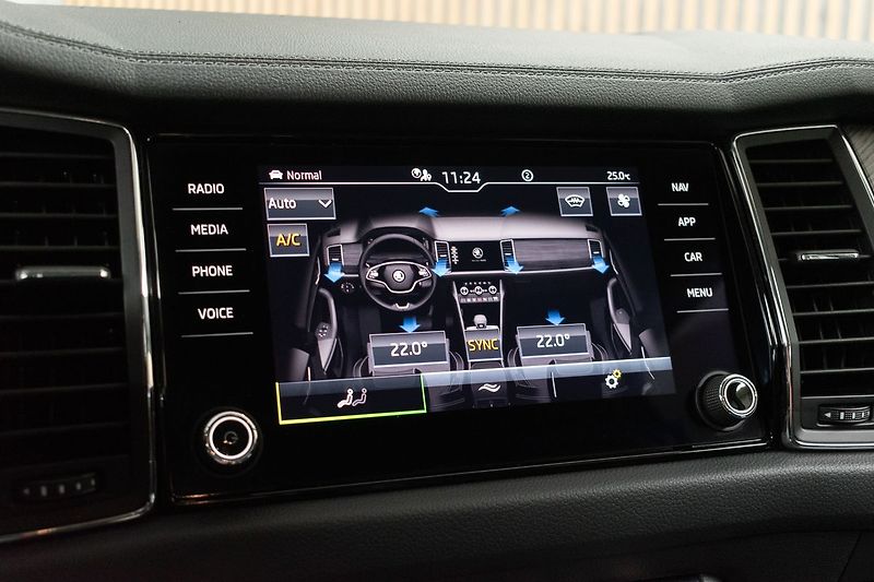 Škoda Kodiaq 2.0 TSI 4x4*STYLE+*TAŽNÉ*ČR 1M - fotka 32 z 46