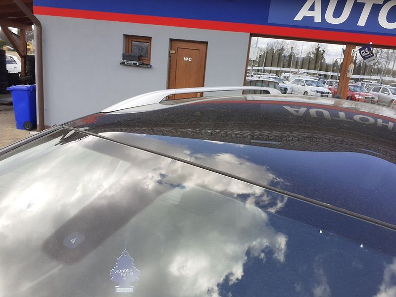 Peugeot 308 (2009) SW 1.6 16V - fotka 24 z 29