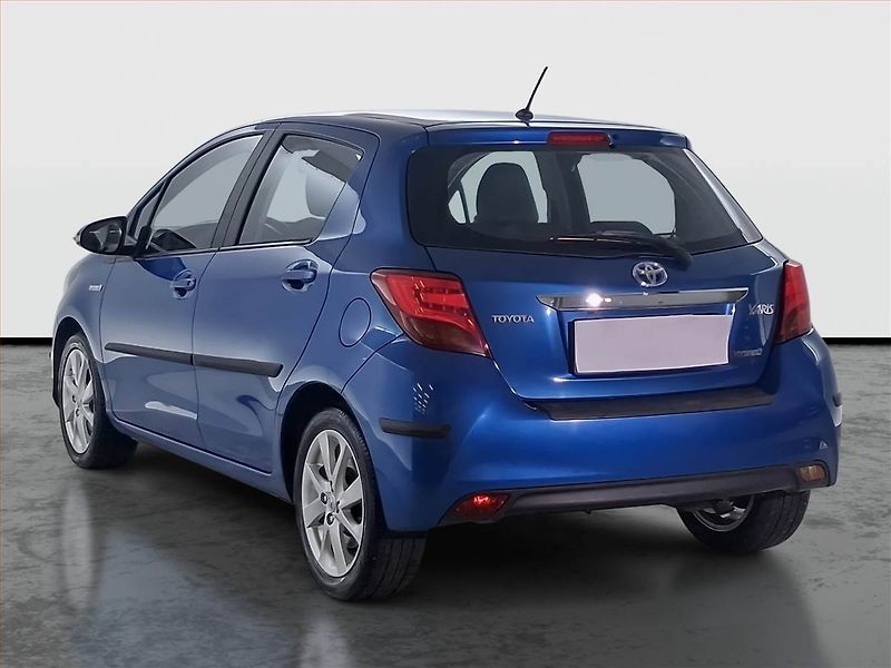 Toyota Yaris (2015) 1.5 Hybrid, Automat - fotka 4 z 16