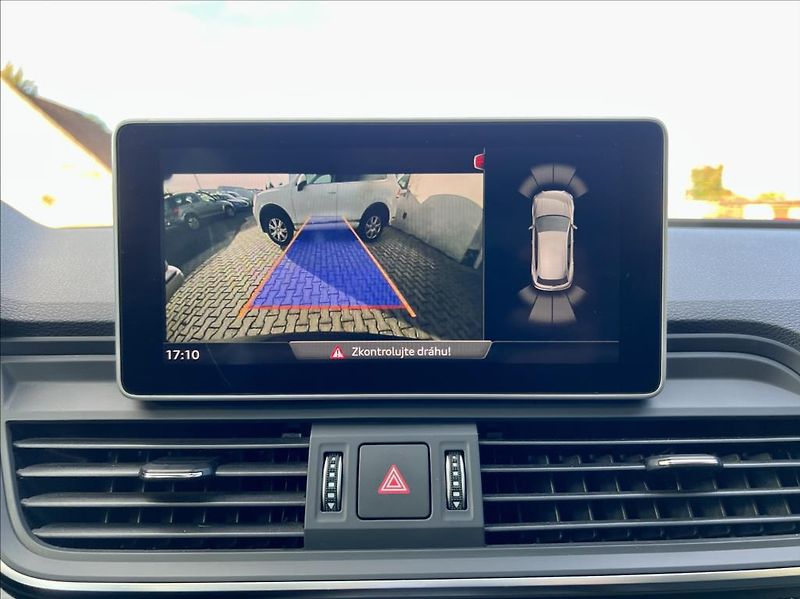 Audi SQ5 3,0 TFSI QUATTRO PANORAMA - fotka 40 z 59