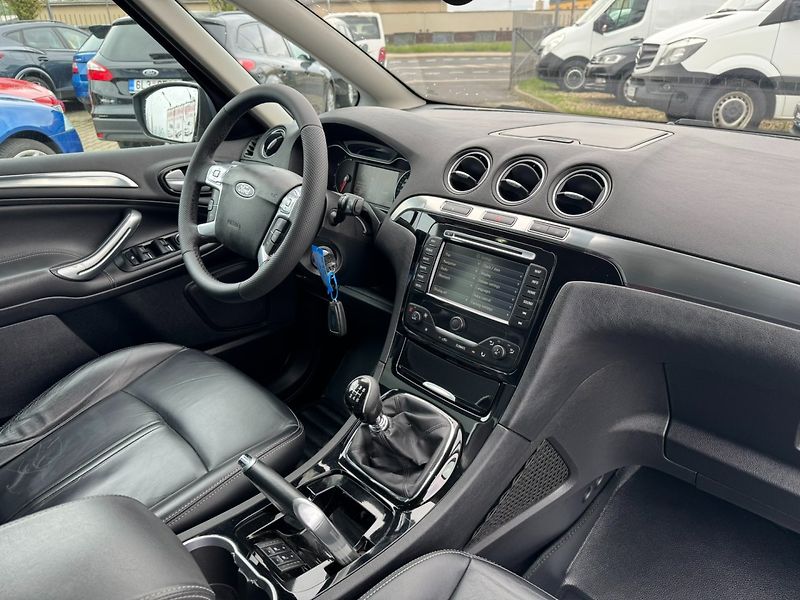 Ford S-MAX (2010) MANUÁL 2,0 TDCI 100 KW SPOJKA - fotka 42 z 50