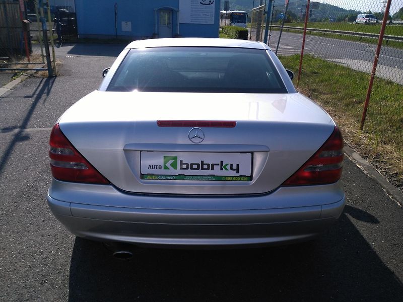 Mercedes-Benz SLK 200 Kompressor manuál - fotka 28 z 28