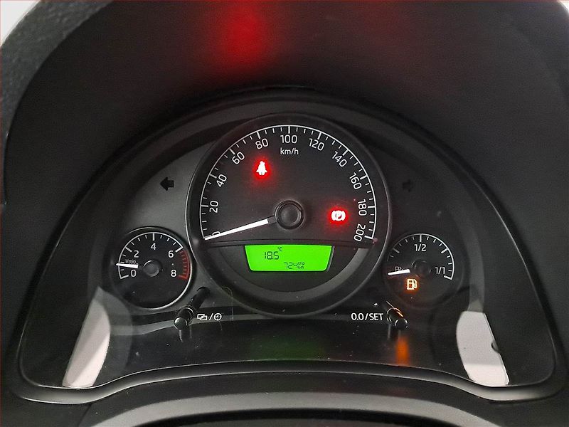 Škoda Citigo (2015) 1.0 MPI, Navi, Park. senzory - fotka 11 z 16