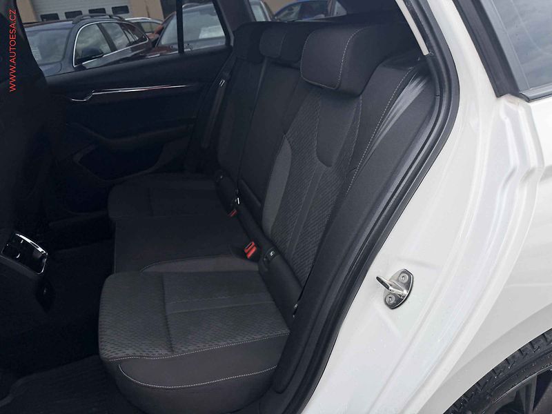 Škoda Octavia (2021) 2.0 TDi, ČR, Style, DSG - fotka 10 z 18