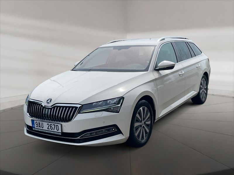 Škoda Superb 1,5 TSI 110 Style - fotka 3 z 11