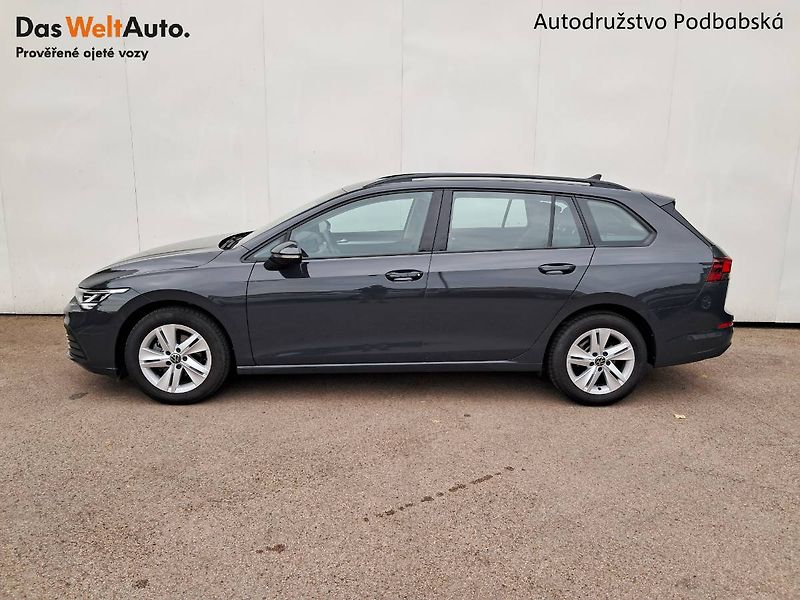 Volkswagen Golf Variant (2023) LIFE 1.0 TSI / 81 kW M6 - fotka 3 z 26