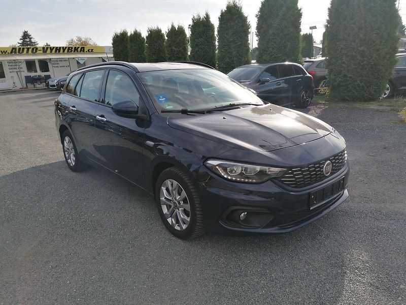 Fiat Tipo (2018) 1.6 JTD Navi,Kamera - fotka 3 z 21