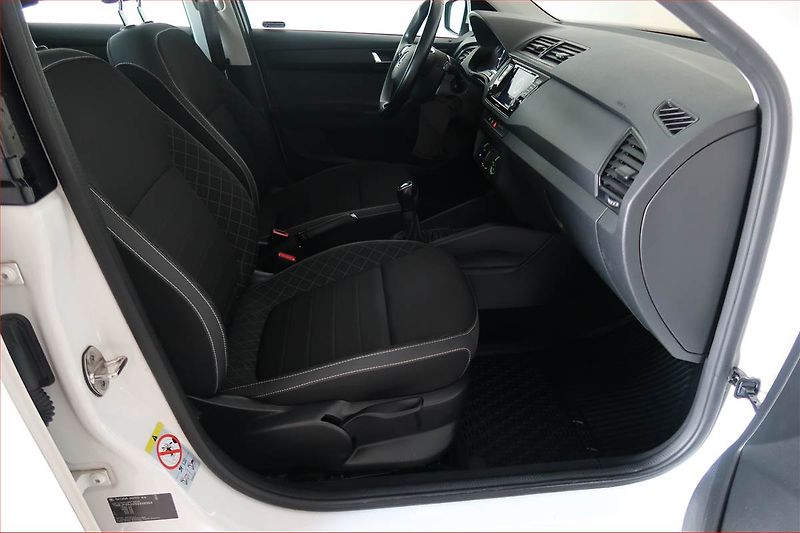 Škoda Fabia (2021) 1.0 TSI, ČR,1.maj - fotka 9 z 15
