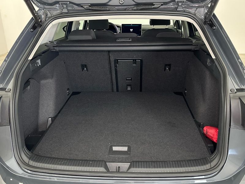 Volkswagen Golf People - fotka 10 z 27