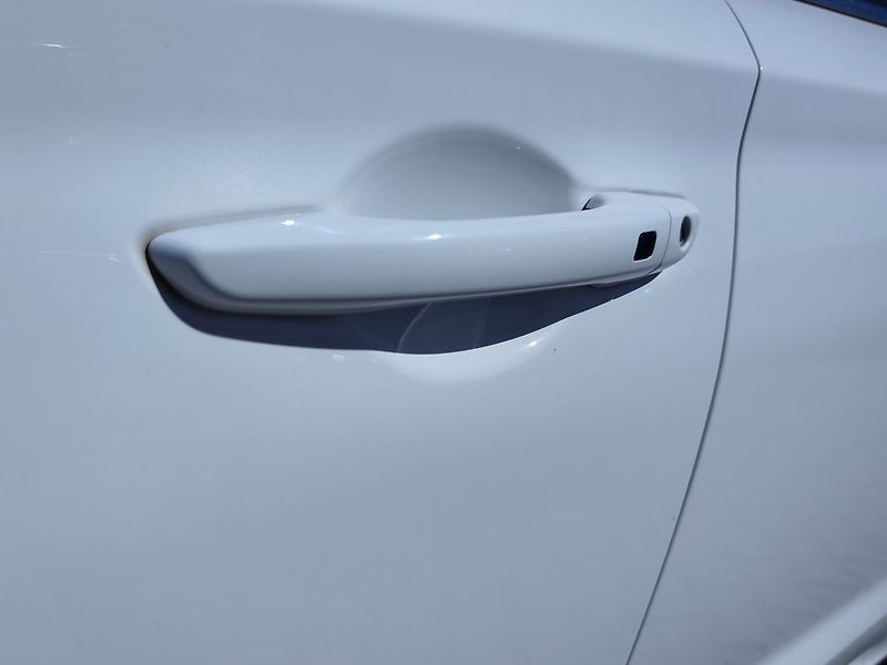 Hyundai i30 1.5 T-GDI/117kW Smart - fotka 14 z 32