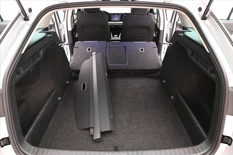 Škoda Octavia 2,0 TDI 110 kW DSG 4x4 Ambitio - fotka 11 z 30