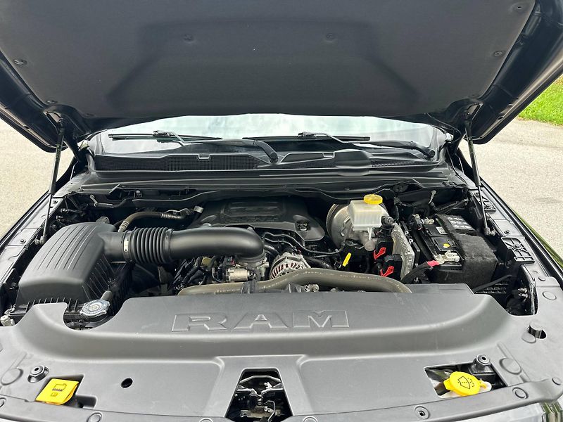 Dodge RAM (2021) 5.7 V8 HEMI LONG STAR 2021 RWD - fotka 9 z 32