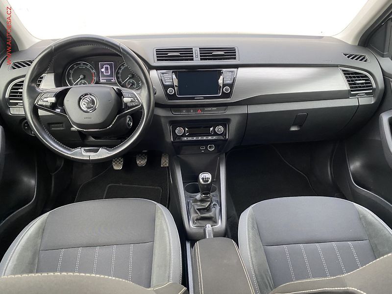 Škoda Fabia (2020) 1.0 TSi, ČR, Style, LED - fotka 8 z 16