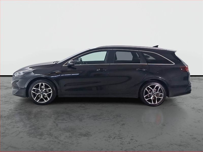 Kia Ceed (2025) 1.5 T-GDI - fotka 3 z 16