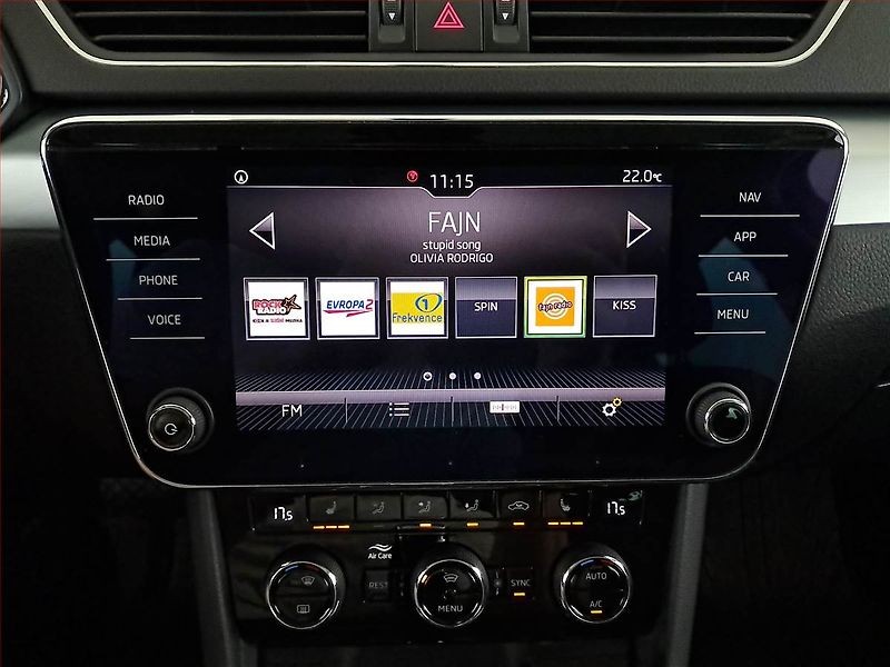 Škoda Superb (2018) Ambition 2.0 TDI, Automat - fotka 12 z 19
