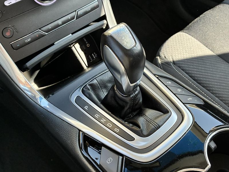 Ford Edge 2.0 TDCi 154kW AT AWD Titanium - fotka 20 z 21