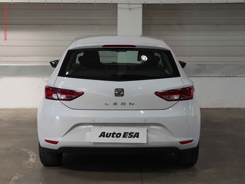 Seat Leon (2014) 2.0TDi, LED - fotka 5 z 23