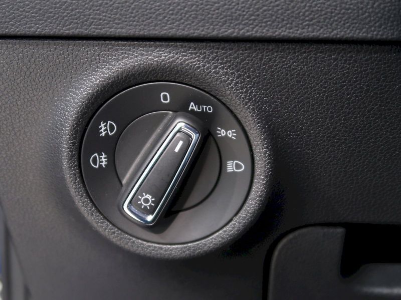 Škoda Karoq (2022) STYLE 2.0TDI 85KW TAŽNÝ - fotka 35 z 40