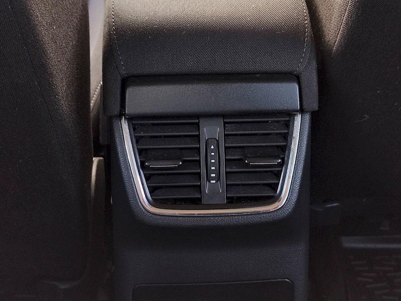 Škoda Octavia (2018) Combi Ambition 1,5 tsi 110 Kw - fotka 24 z 33