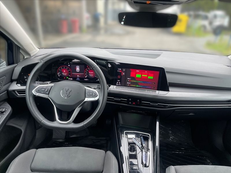 Volkswagen Golf 1,5 TSI 110 Style - fotka 9 z 11