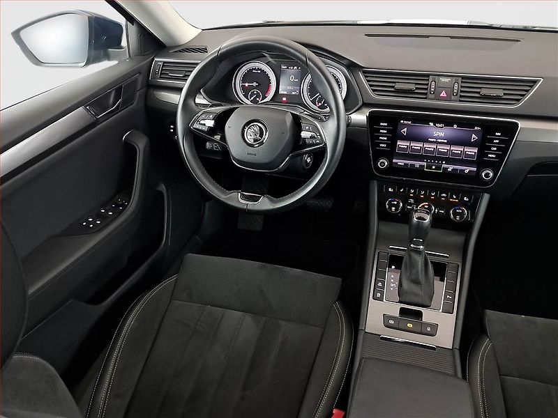Škoda Superb (2021) Style 2.0 TDI - fotka 7 z 19