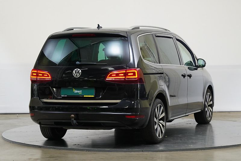 Volkswagen Sharan - fotka 2 z 26