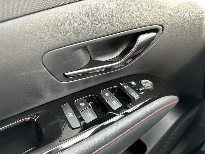 Hyundai Tucson 1.6 T-GDI N-Line - fotka 20 z 23