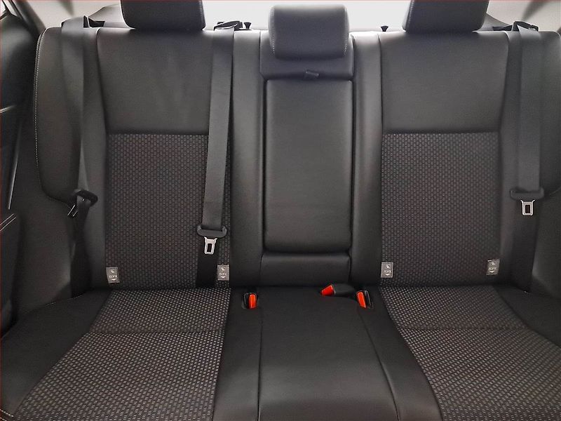 Toyota Corolla (2017) Style 1.6 Valvematic - fotka 10 z 20
