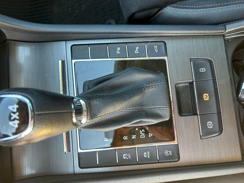 Škoda Superb (2021) SUP.COM GRT SCOUT 4X4 TD 140/2 - fotka 32 z 35