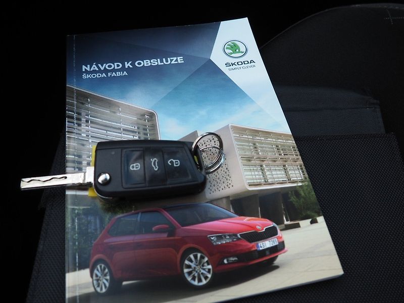 Škoda Fabia (2019) 1.0i Ambition - fotka 32 z 33
