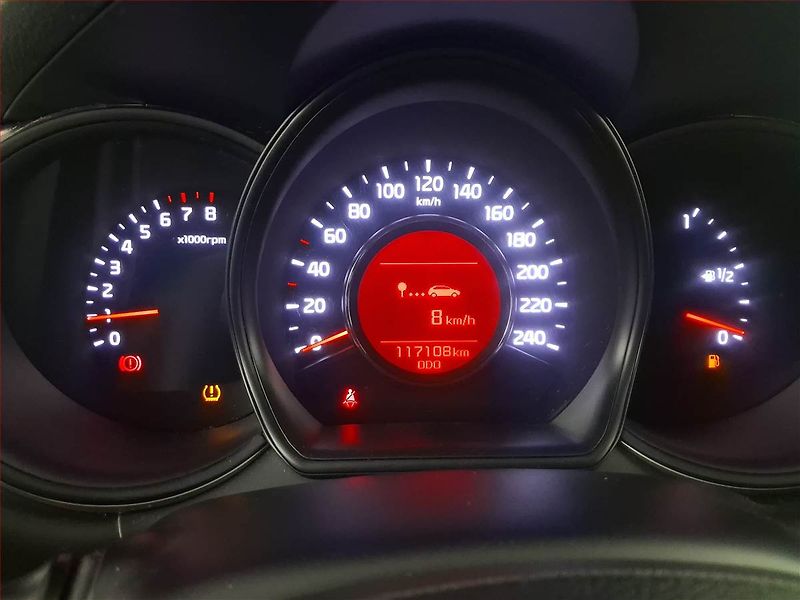 Kia Ceed (2017) 1.6 GDI, Serv.kniha, Tempomat - fotka 11 z 18