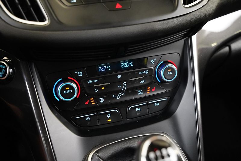 Ford Grand C-MAX - fotka 21 z 24