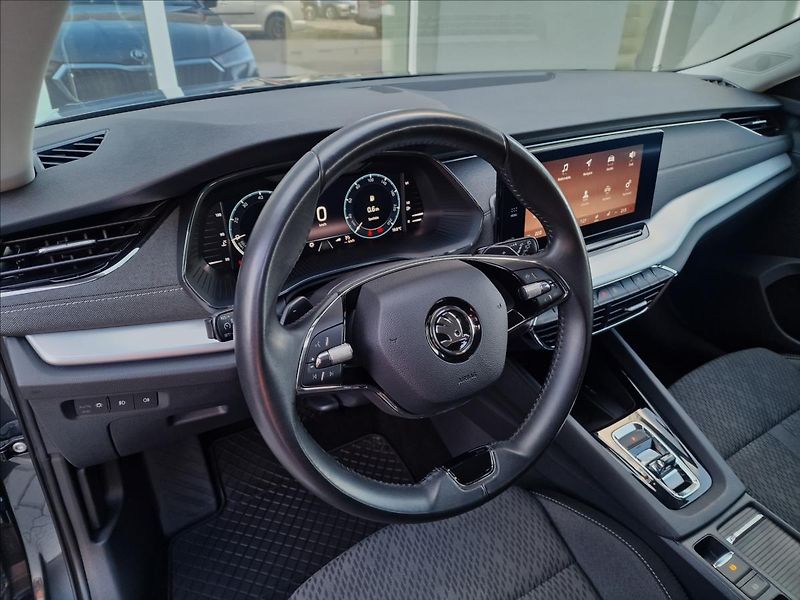 Škoda Octavia 2.0 TDI DSG Style Combi,1.Maj - fotka 20 z 50