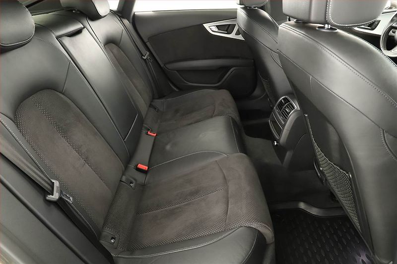 Audi A7 (2011) 3.0 TDI, 4X4, Automat, Kůže - fotka 7 z 16
