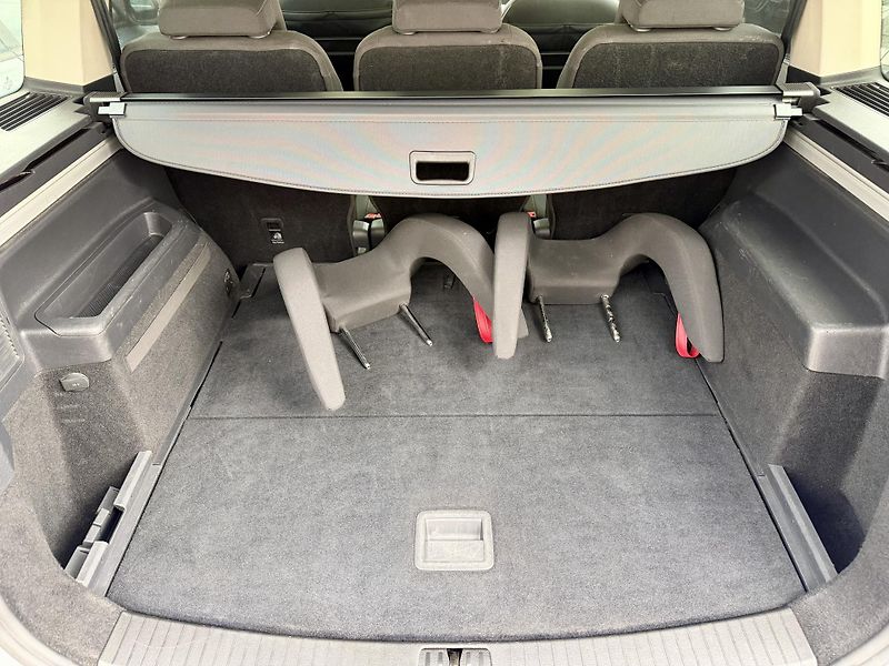 Volkswagen Touran 1.4 TSI *REZERVACE* - fotka 34 z 44