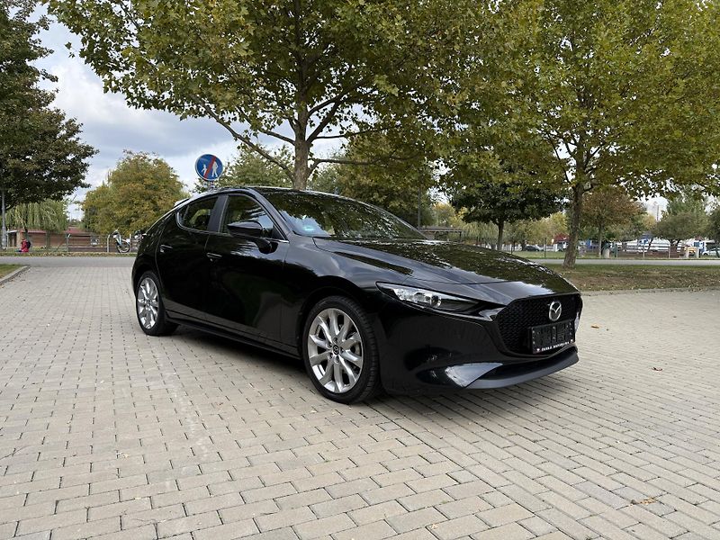 Mazda 3 2.0 Skyactiv-X Mild-Hybrid - fotka 15 z 35