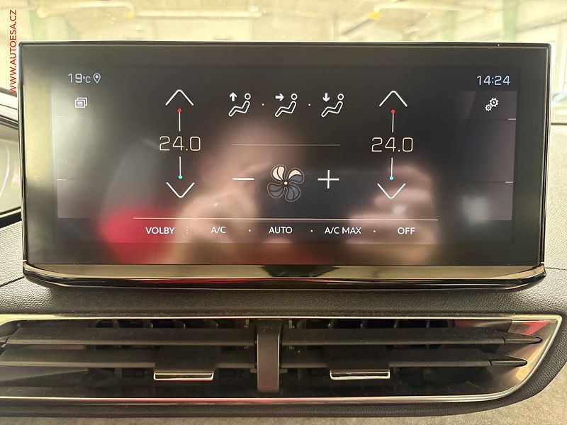 Peugeot 5008 (2021) 1.5 HDI, 1.maj, LED, panor. - fotka 15 z 17