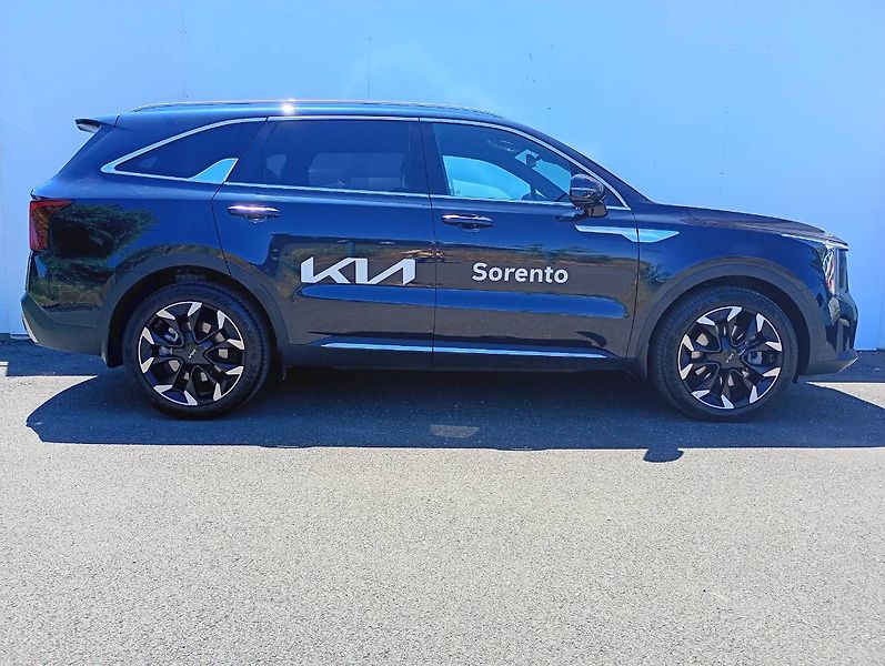 Kia Sorento (2024) 2.2 CRDi SCR 4x4 8DCT TOP - fotka 23 z 26