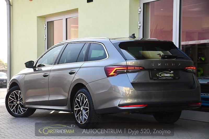 Škoda Octavia 2.0TDi TOP SELECTION DSG ZÁRUK - fotka 3 z 55