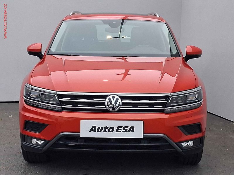 Volkswagen Tiguan (2017) 2.0 TSi 4 Motion, Highline - fotka 2 z 23