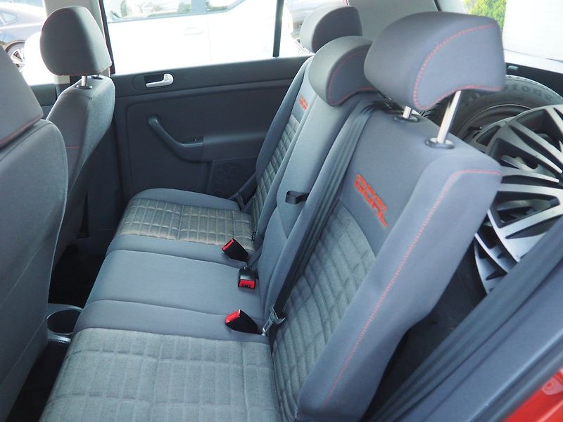 Volkswagen Golf Plus (2006) 1.6i, Edice Goal, AC - fotka 11 z 32