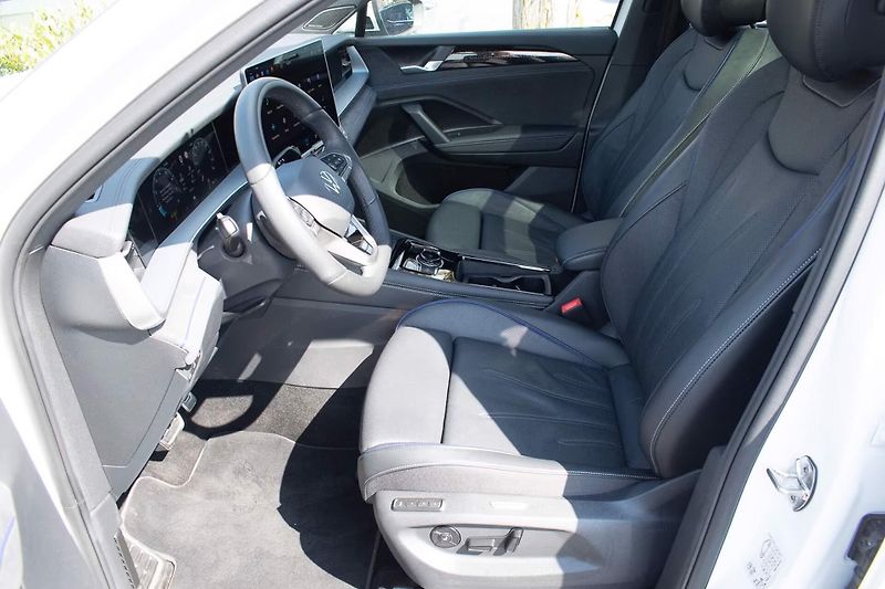 Volkswagen Tayron TSI 195kW 4M R-Line Kůže HuD - fotka 8 z 19