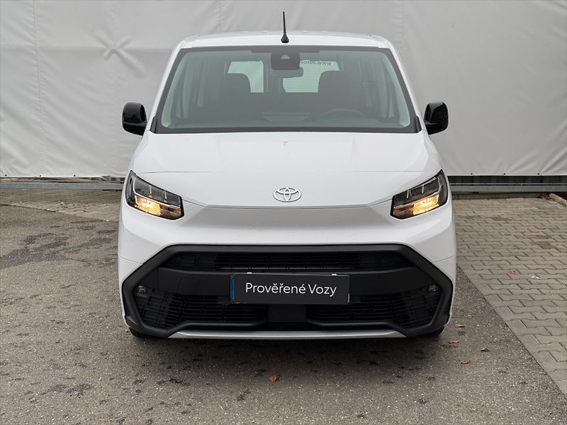 Toyota ProAce City Verso 1,5 Business - fotka 2 z 19