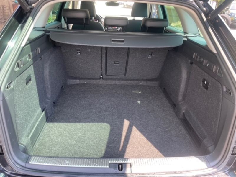 Škoda Octavia 2,0 TDI 147 Scout 4x4 DSG - fotka 6 z 11