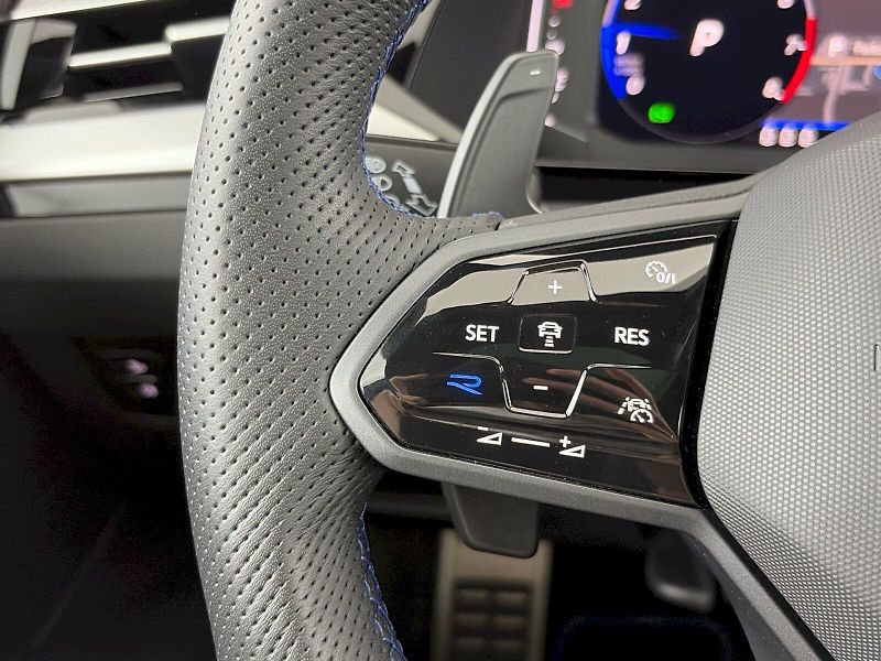 Volkswagen Arteon (2024) R 2.0 TSI 235kW 4Motion DSG - fotka 29 z 38