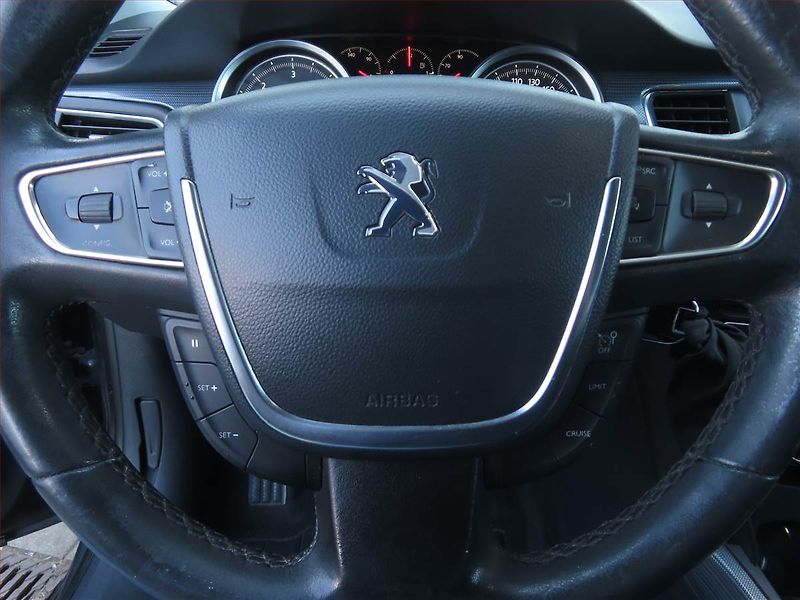 Peugeot 508 (2012) 2.0 HDi, Tempomat - fotka 17 z 18