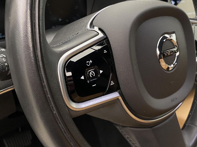 Volvo XC90 B5 AWD INSCRIPTION AUT CZ - fotka 20 z 48