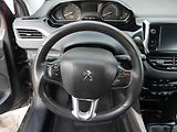 Peugeot 2008 (2016) 1.2 PT, 1.maj,ČR, servis - náhled 16